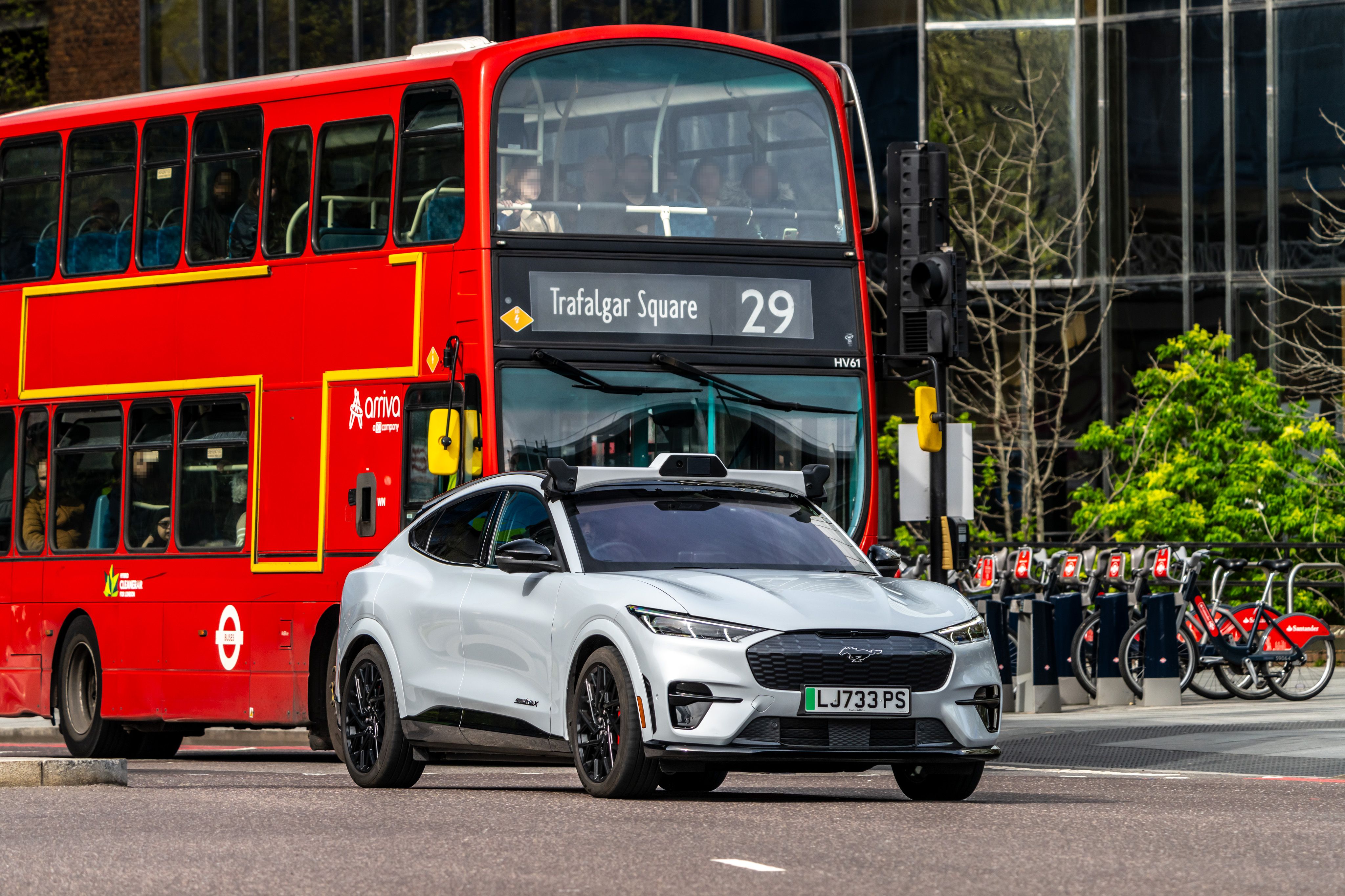 Wayve's London robotaxi passes real-world test with human-like AI