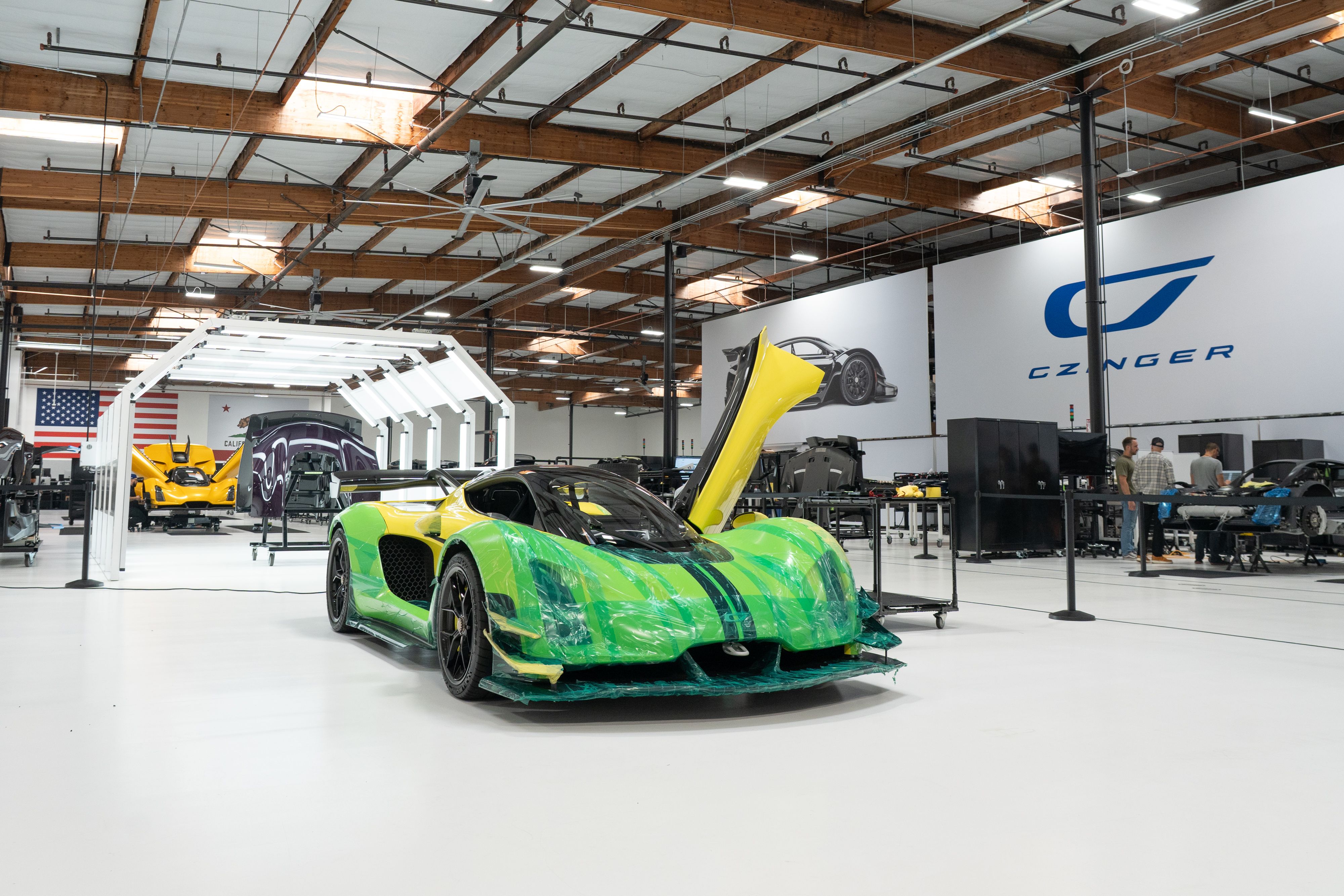 Czinger 21C shows dual-use manufacturing for cars and missiles