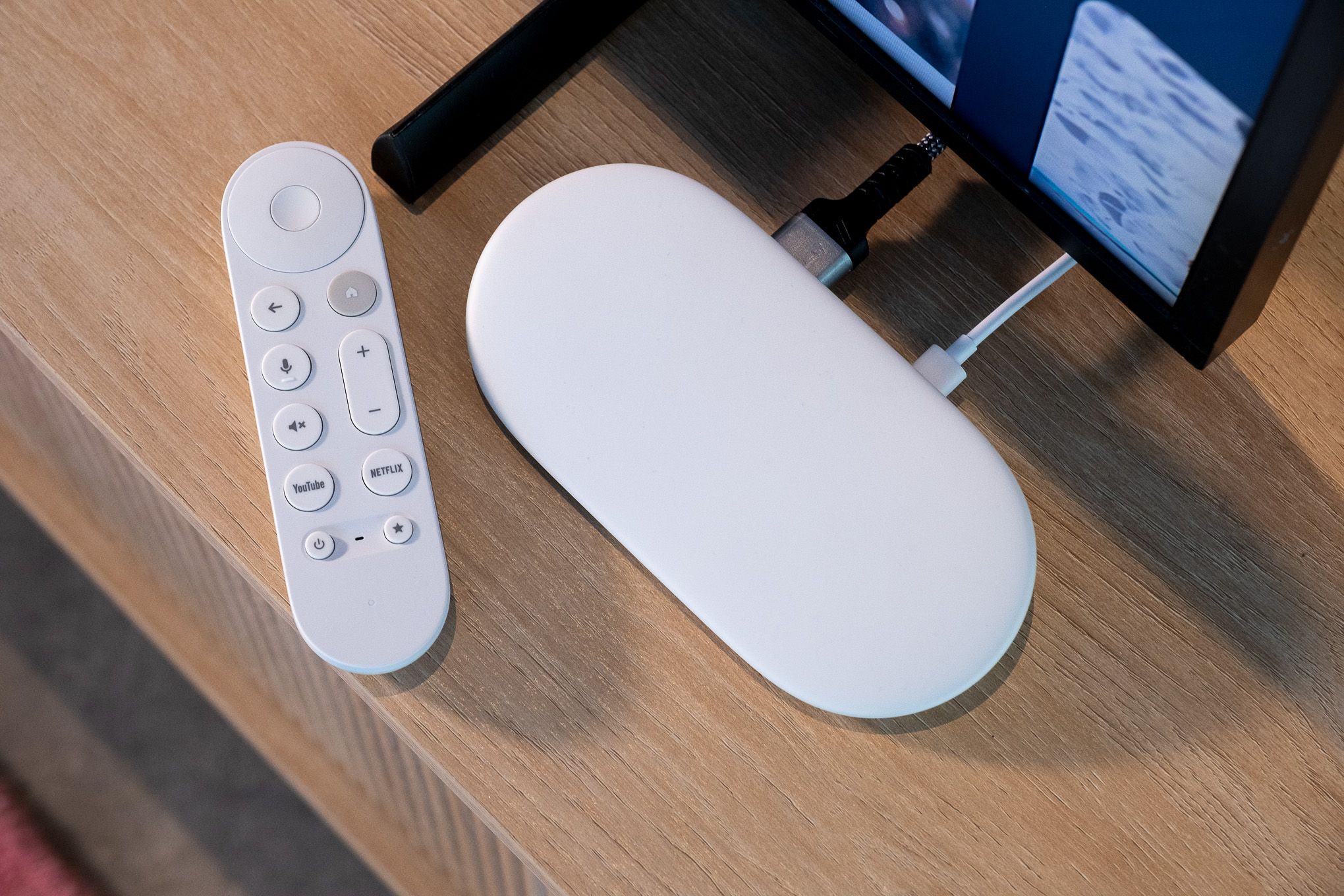Google TV streamer hits record low at $75 for Black Friday