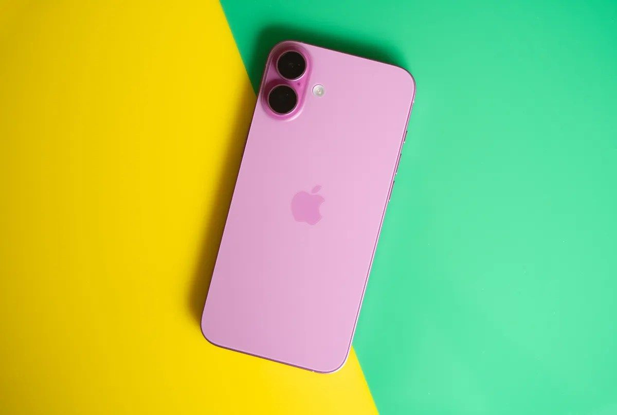 Apple Shifts Entire iPhone 17 Production to India