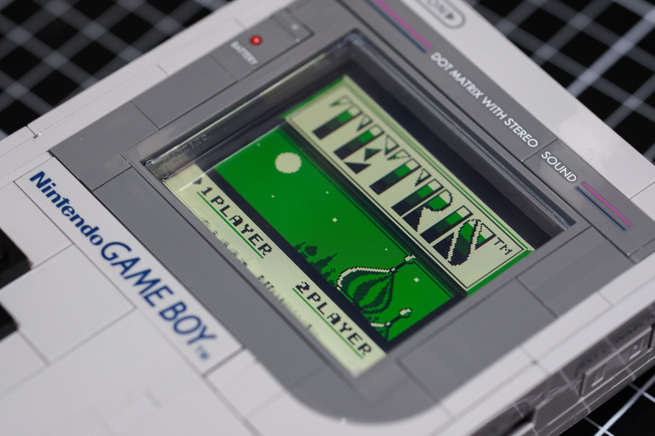 Modder Turns Lego Game Boy Into Real Gaming Machine