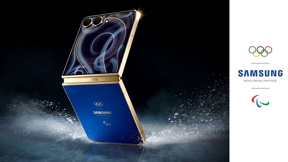 Samsung Hands 3,800 Athletes Custom Galaxy Z Flip7 at Olympics