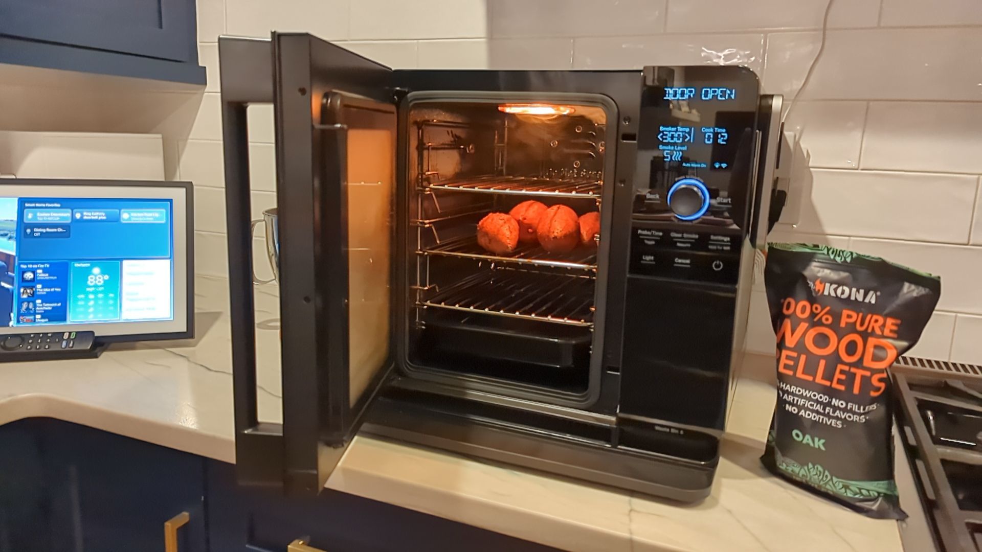 GE's Smart Indoor Smoker Hits Record Low at $424 on Cyber Monday