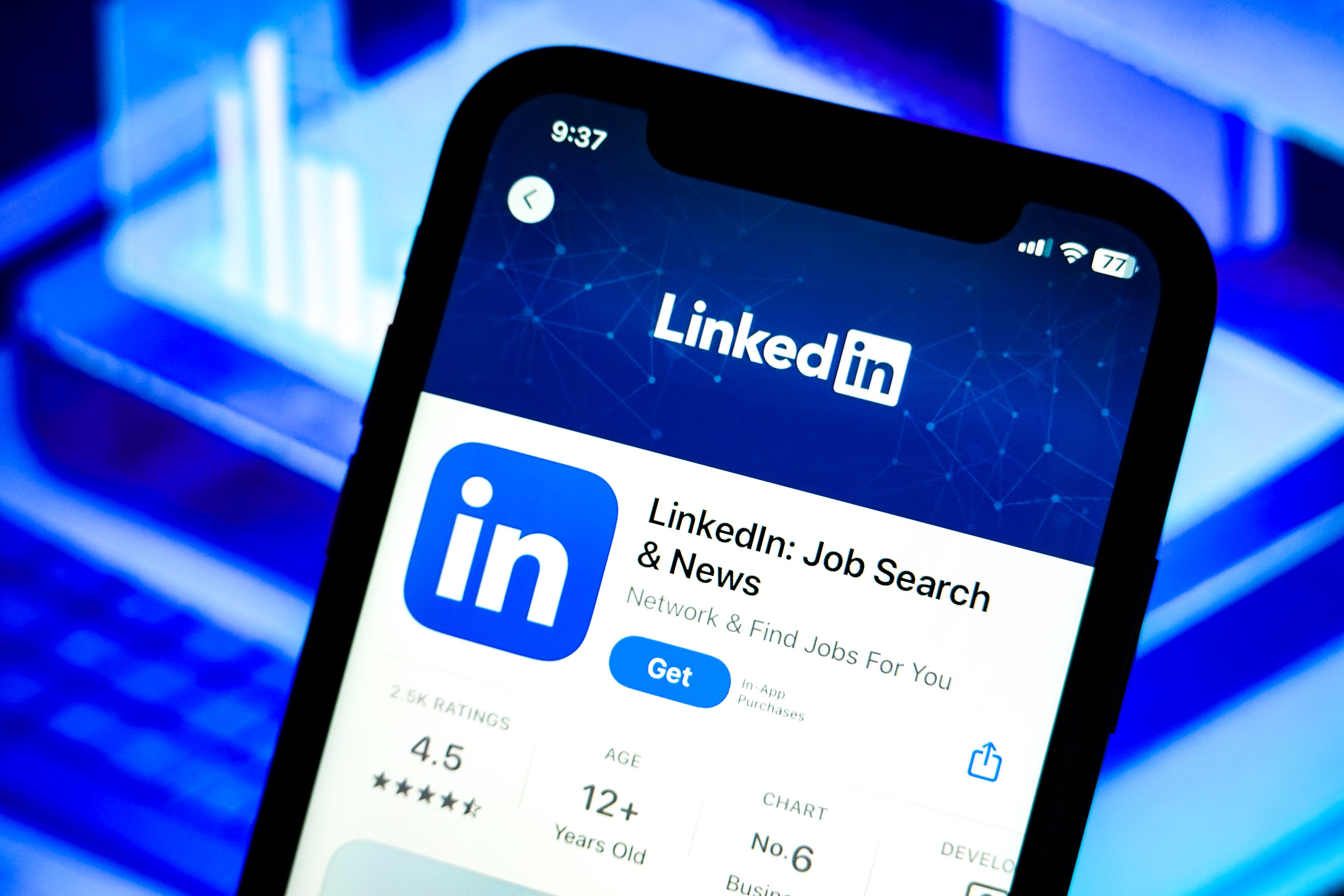 LinkedIn mandates recruiter verification to combat hiring scams