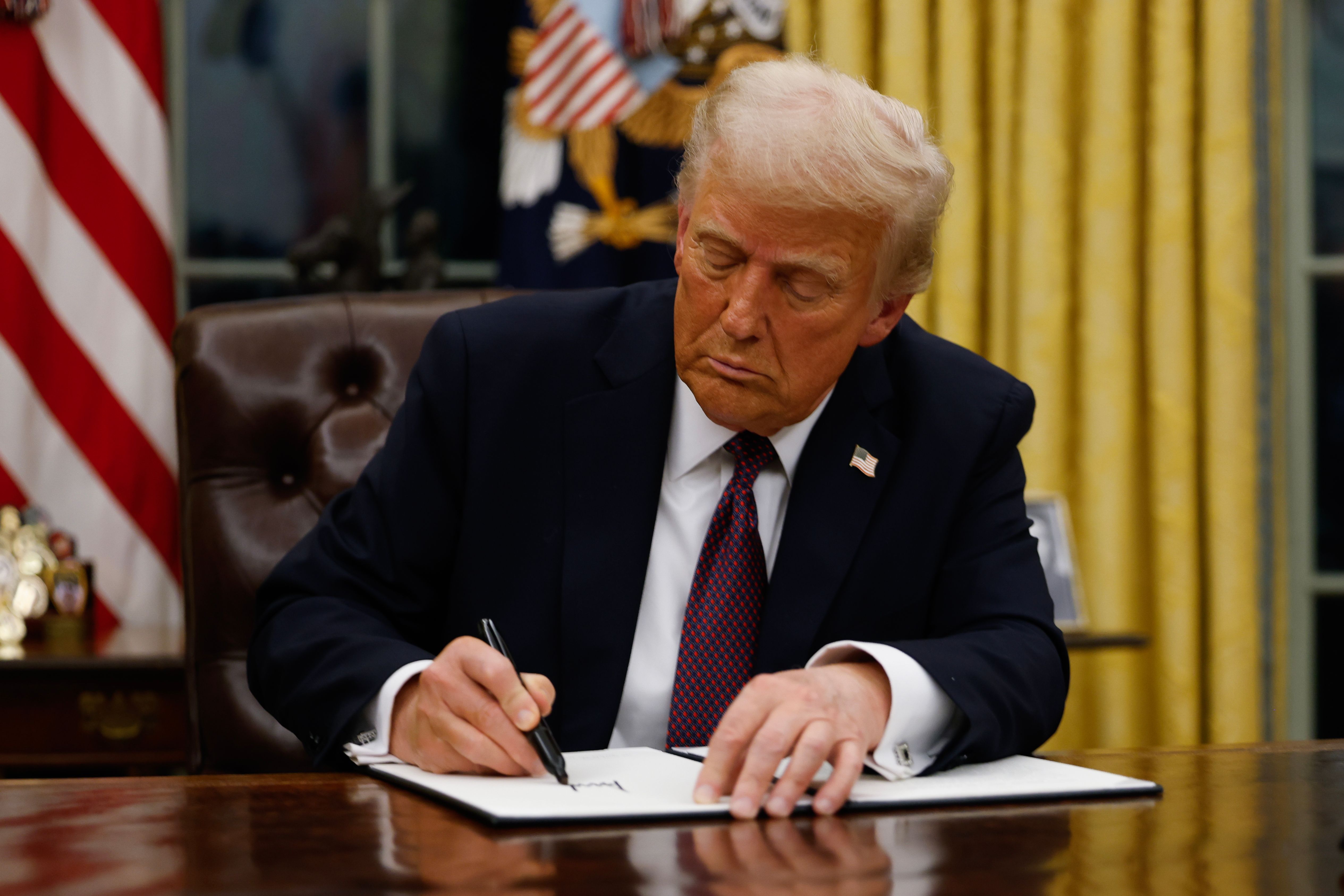 Trump Hits Tech with $100K H-1B Fee, Companies Scramble