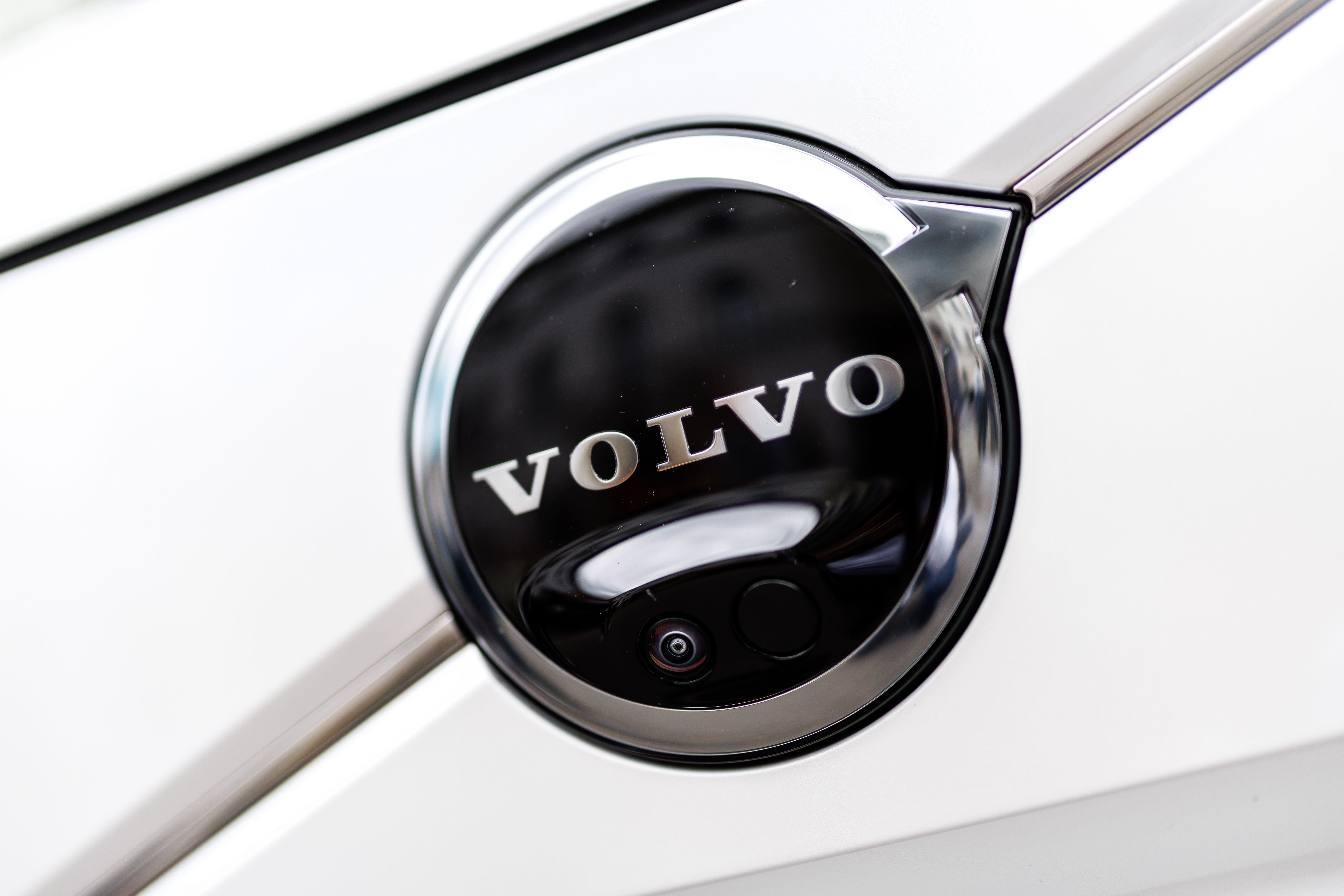 Volvo pivots to American-made EREVs as EV strategy shifts