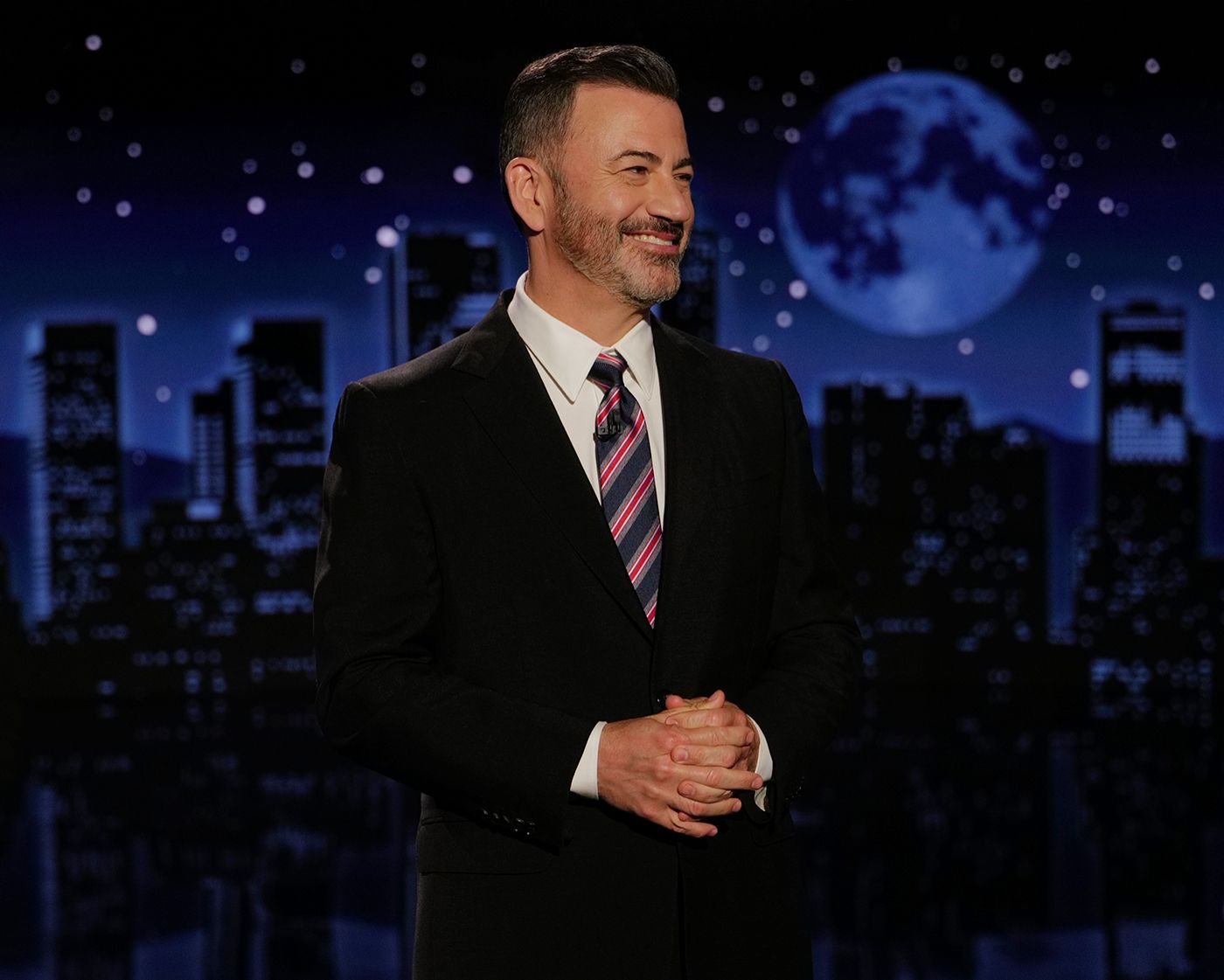 Sinclair reverses course, brings Jimmy Kimmel back to air