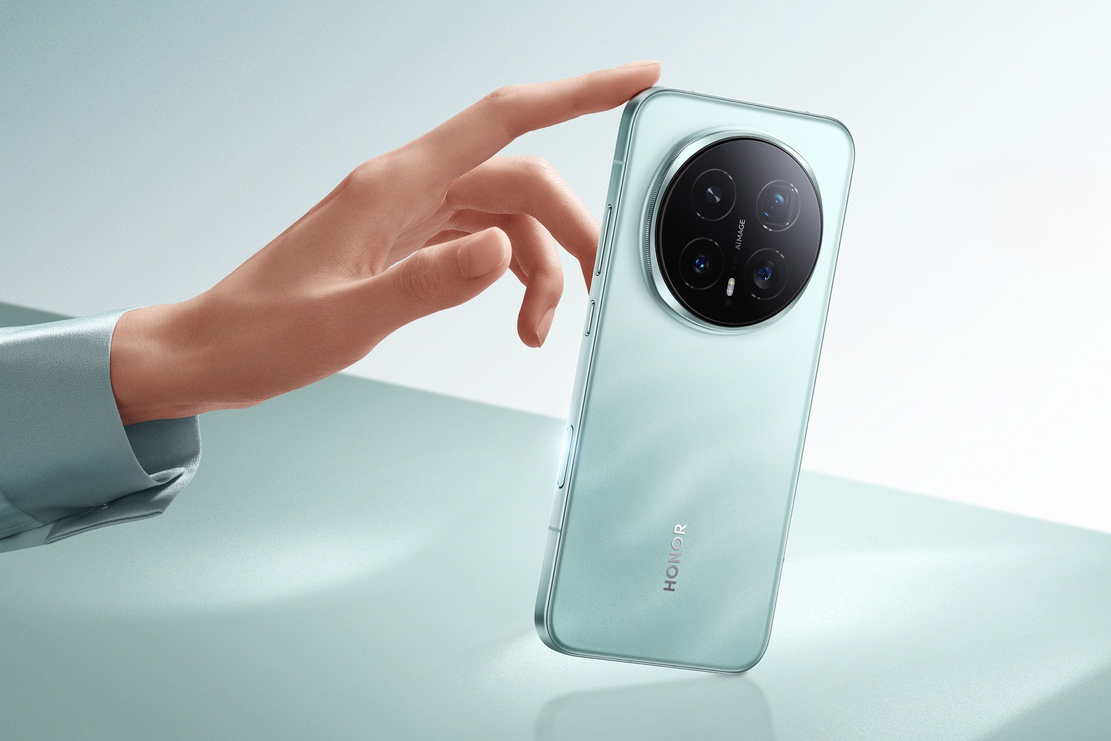 Honor Magic 8 Pro packs 7,200mAh battery, AI button