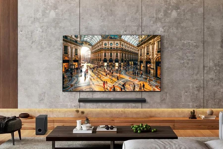 OLED TVs Hit Sub-$900 Price Point as Display Tech Matures