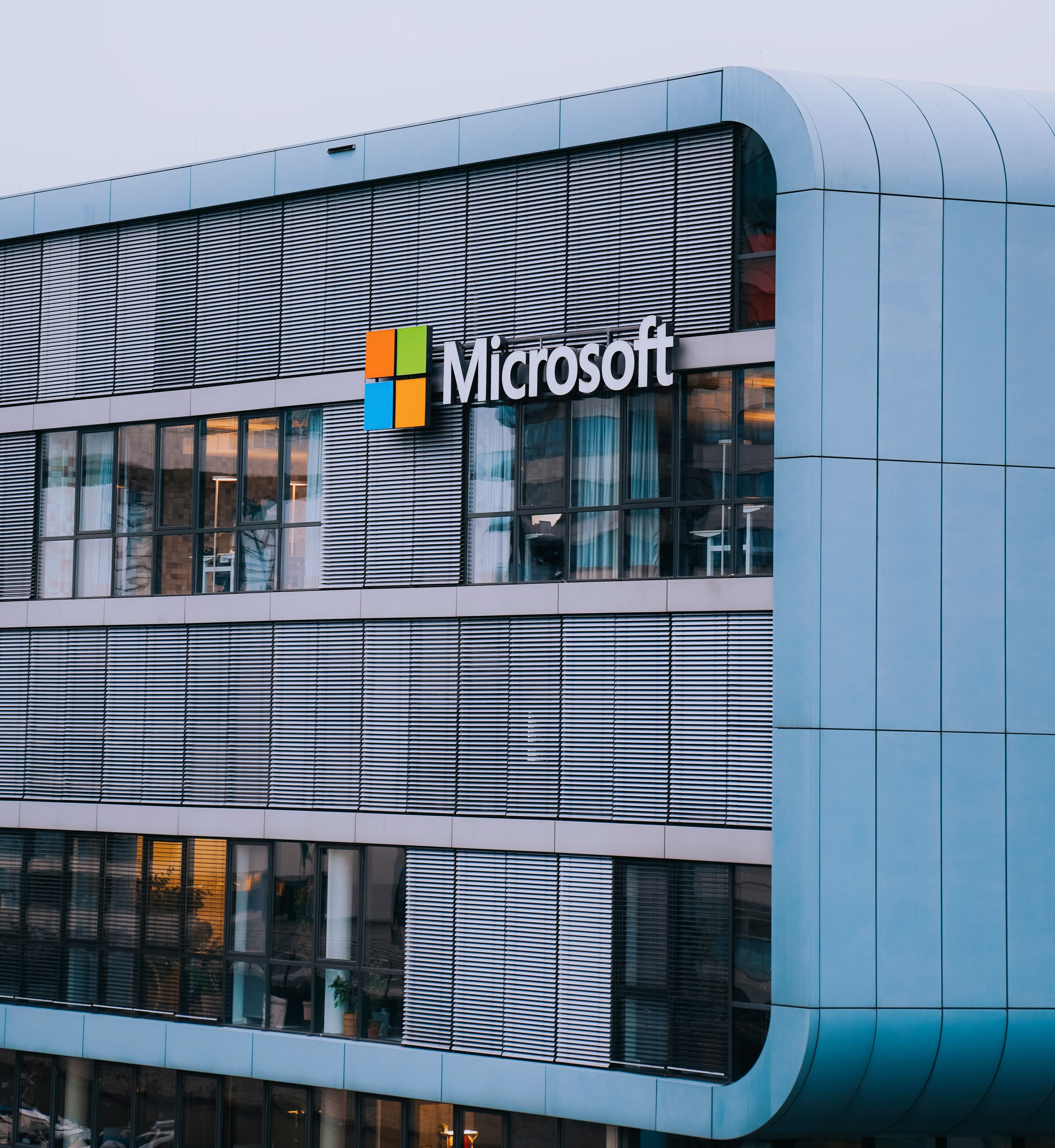 Microsoft Faces SharePoint Crisis