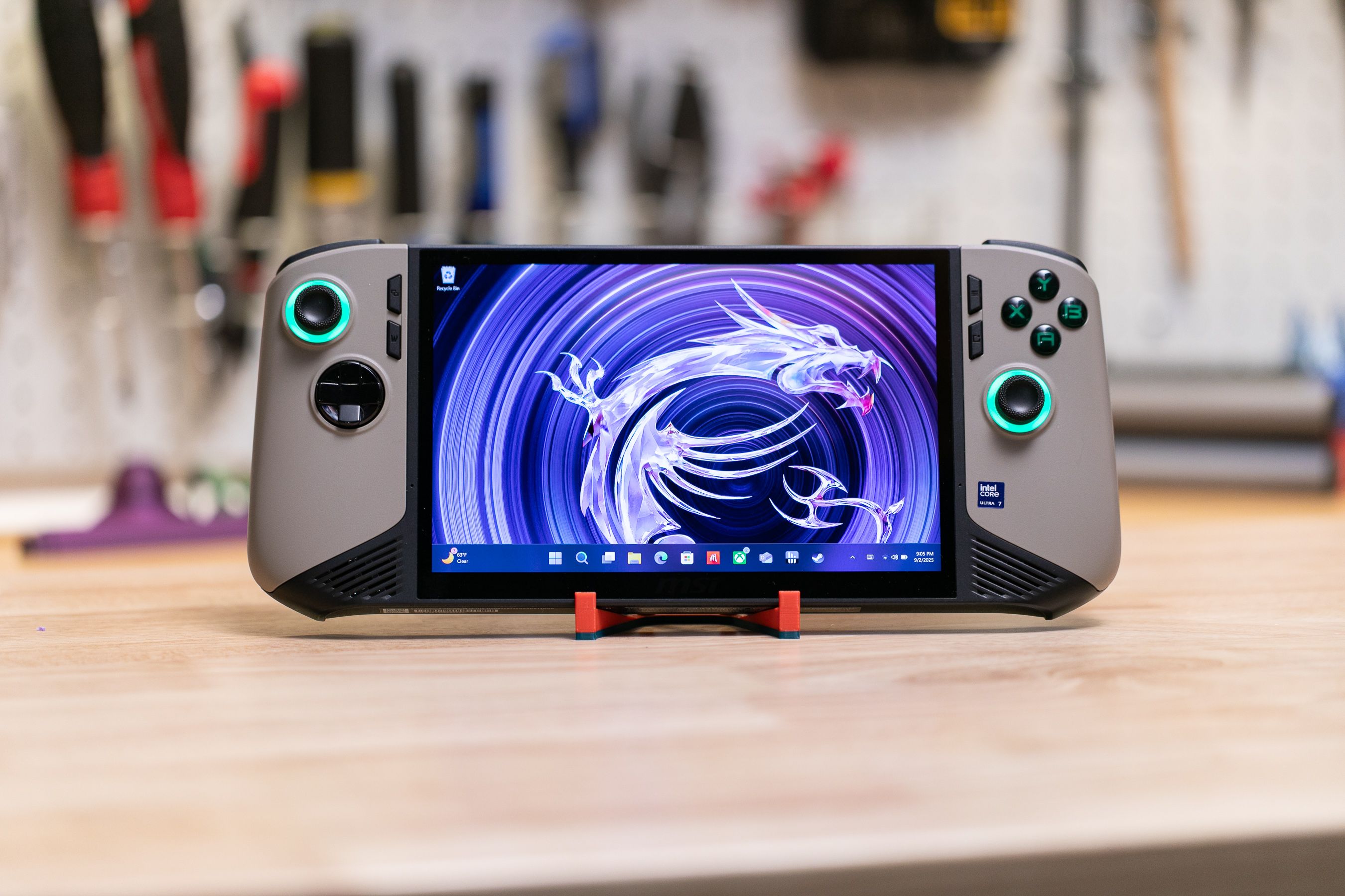 Microsoft Expands Xbox Interface to MSI Claw Gaming Handhelds