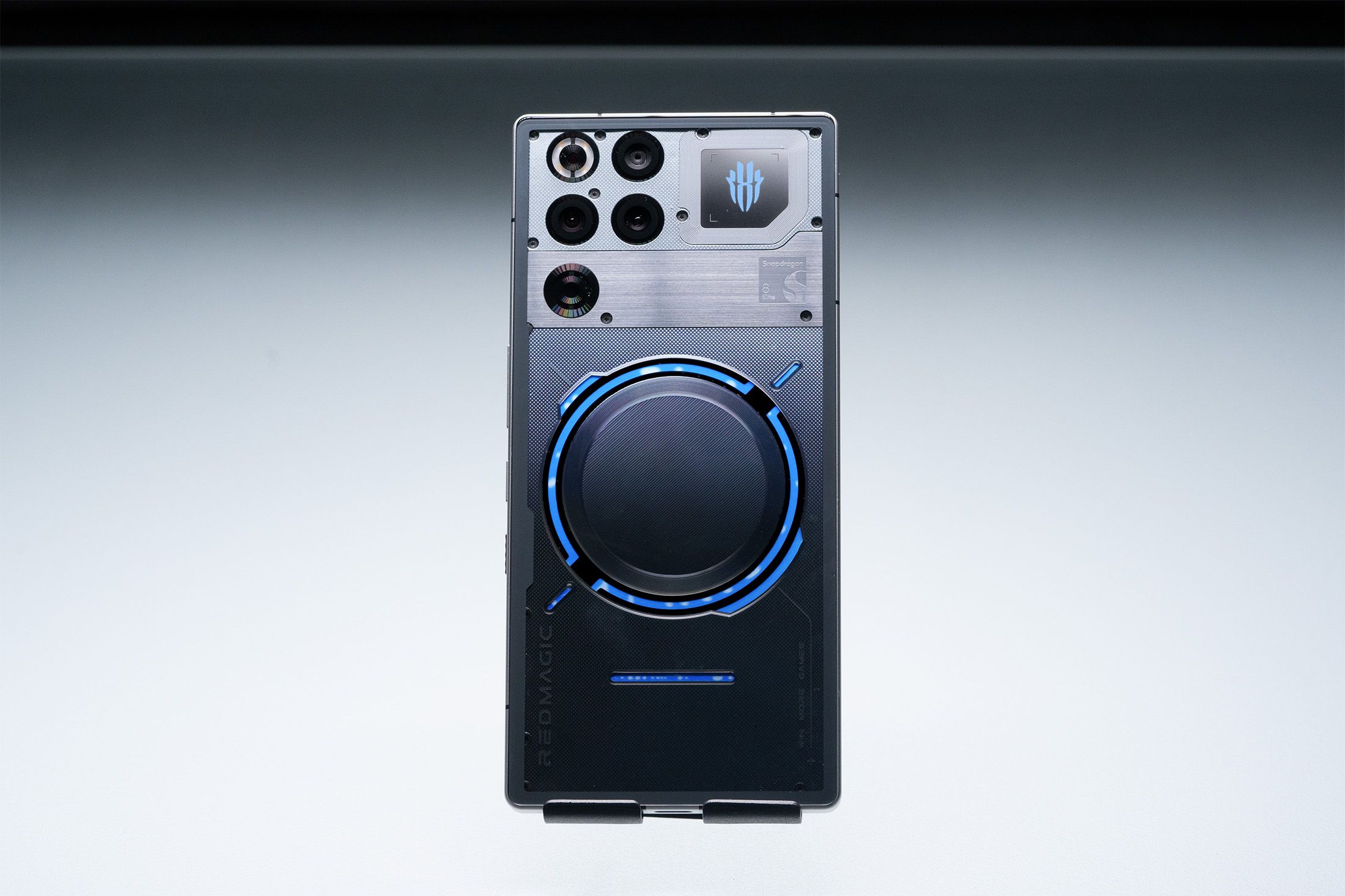 Redmagic 11 Pro debuts first active liquid cooling in phones