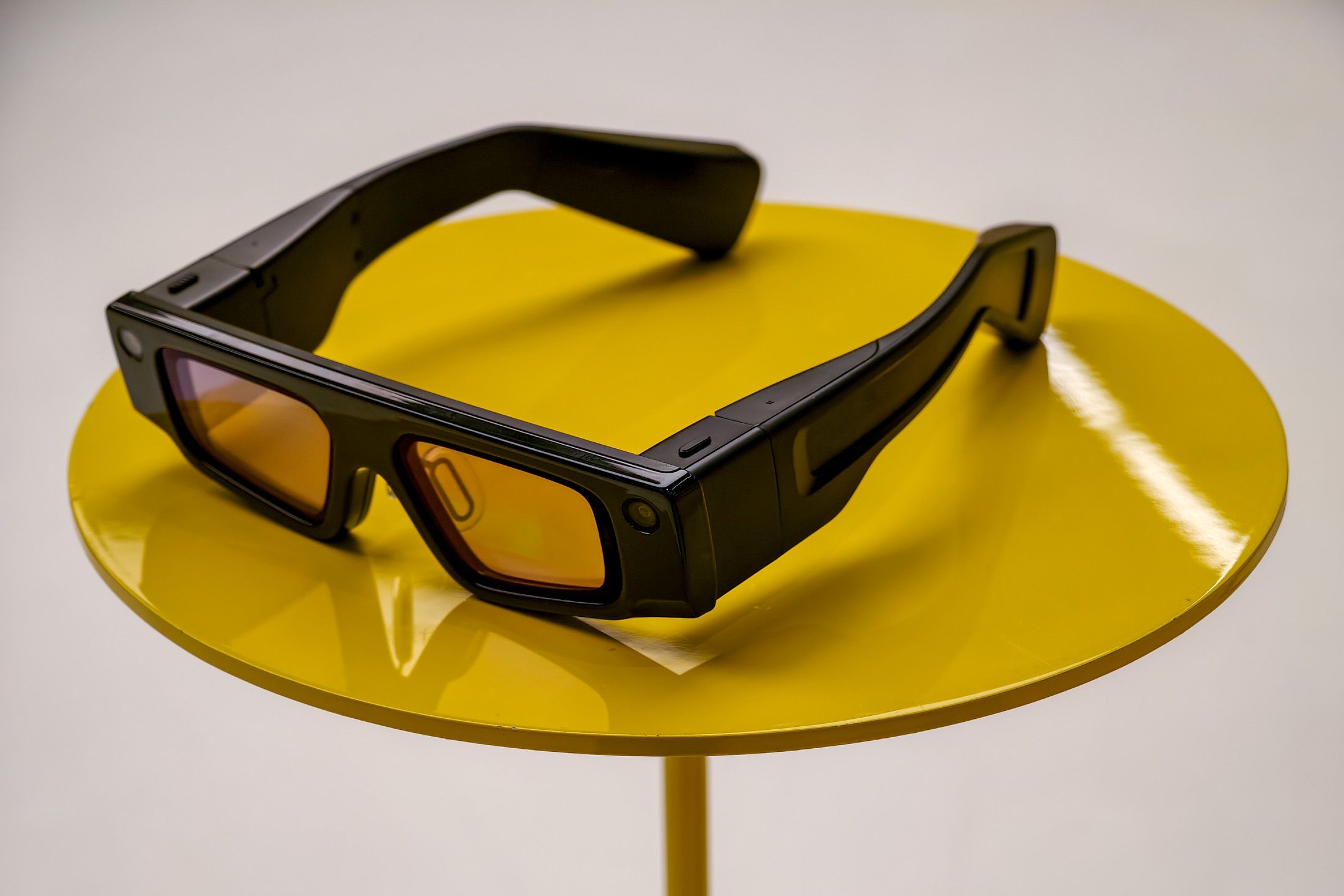 Snap OS 2.0 turns AR glasses boring - and that's the point